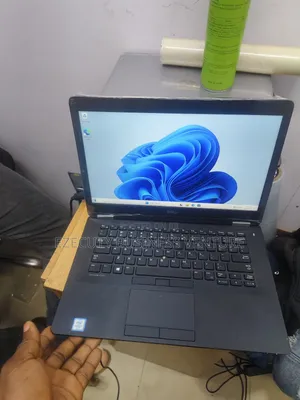 Laptop Dell Latitude E7470 8GB Intel Core I7 SSD 256GB