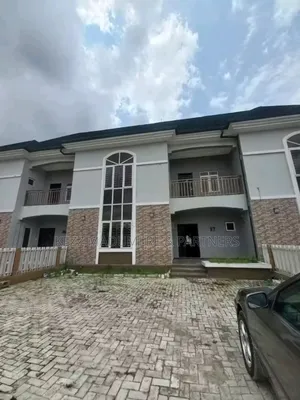4bdrm Duplex in Off Dr Peter Odili, Port-Harcourt for sale