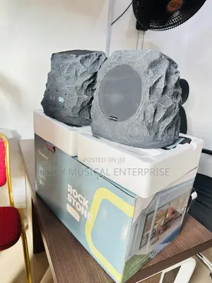 Rock 🪨 Speakers For Garden Or Swimming Pool With Bluetooth And Solar