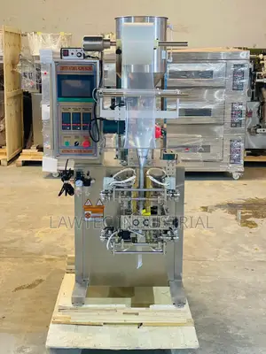 Four Sides Sealing Liquid Packaging Machine