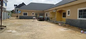 2bdrm Block of Flats in Pwambara Extension, Bwari / Bwari for sale