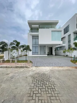 Furnished 5bdrm Mansion in Private Estate Ikate for sale