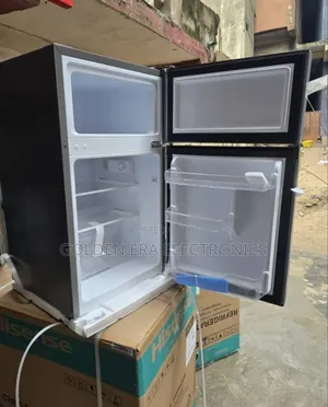 Hisense Double Door Fridge (Table Top Size)