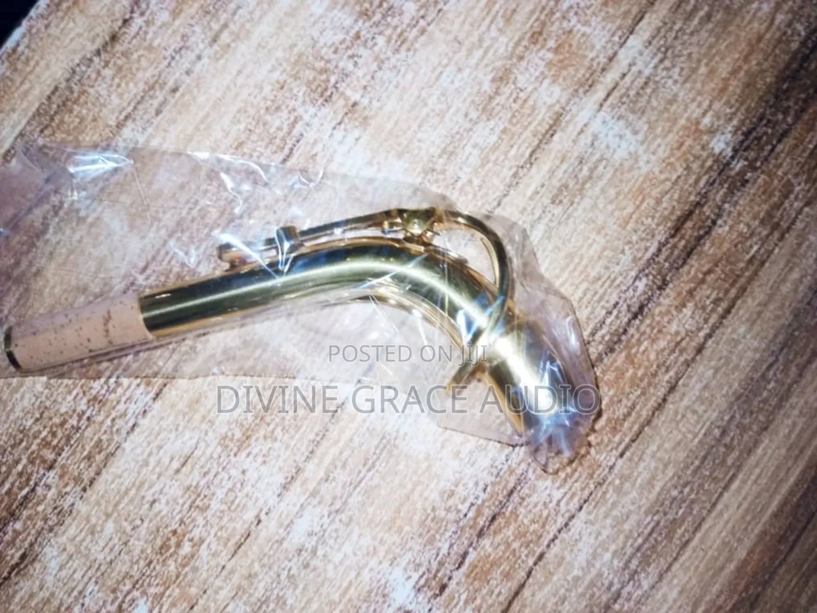 Saxophone Neck