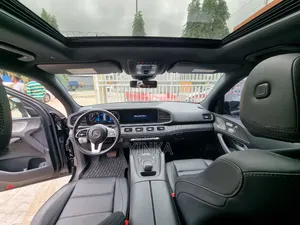 Mercedes-Benz GLE-Class 2022 Black