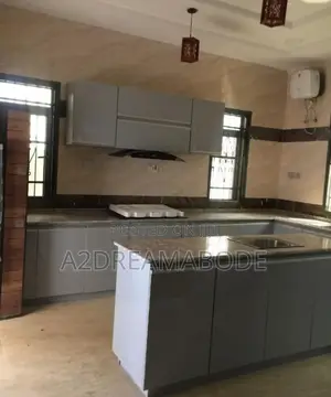 6bdrm Duplex in Ikeja Gra for rent