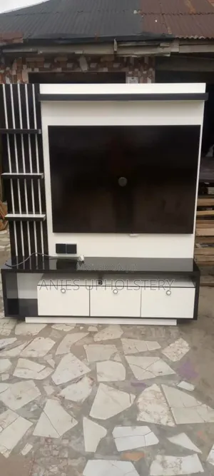 Tv Consol at Affordable Price at Affordable Price