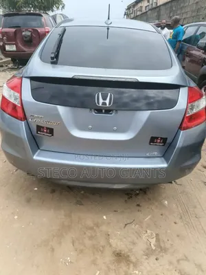 Honda Crosstour 2010 Blue