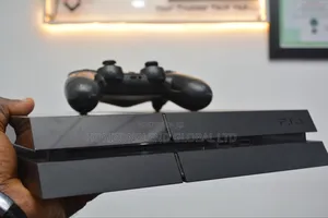Play Station 4 Fat