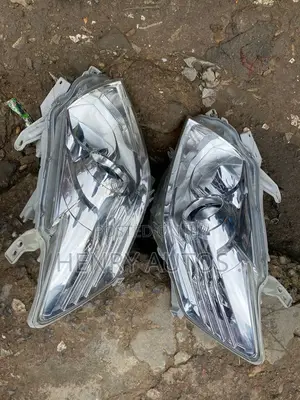 Set Headlamp Aurion 2010