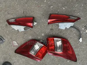 Complete Taillight Is250 2010