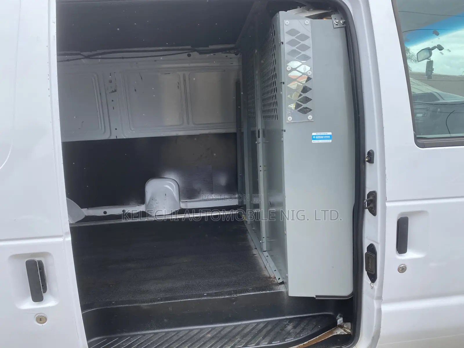 Ford E350 2014 White