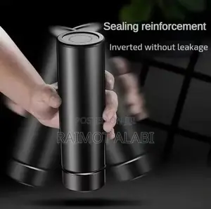Thermos Bottle With Digital Temperature Display