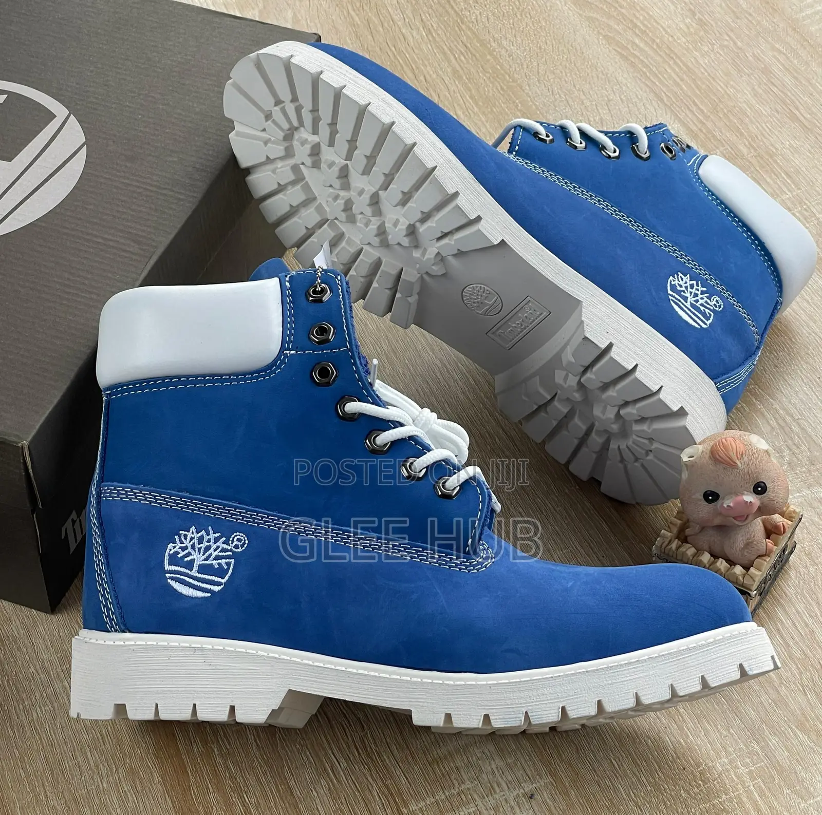 Solid Timberland Ankle Boots