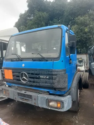 Foreign Used 1824 Mercedes Benz Six Tyres Long Frame Truck
