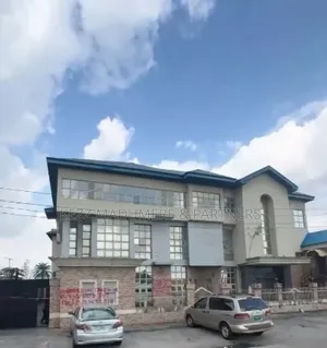 For Sale : Cofo 2 Storey Building on 2 Plots in Ph