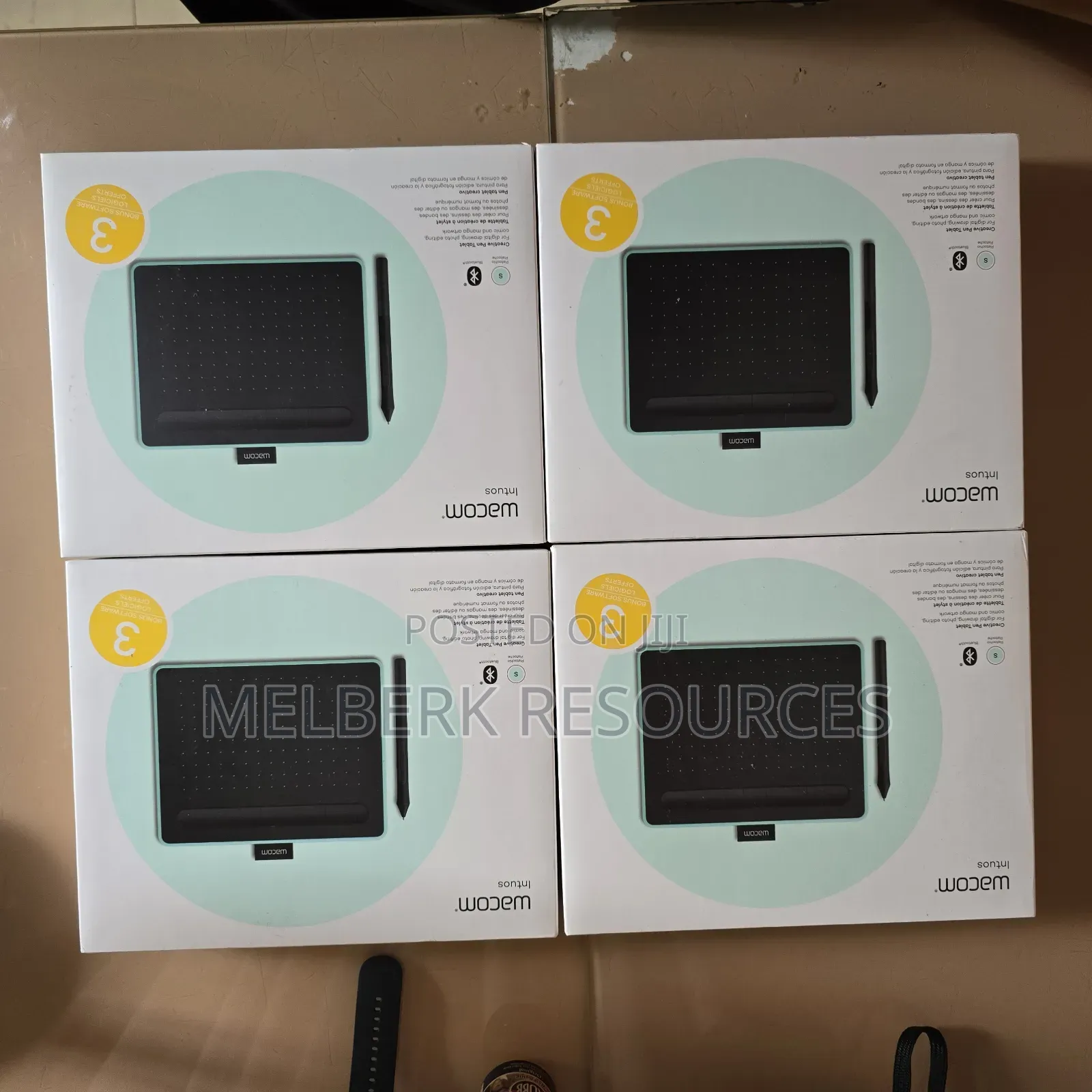 Wacom Intuos Small Bluetooth Graphics Drawing Tablet