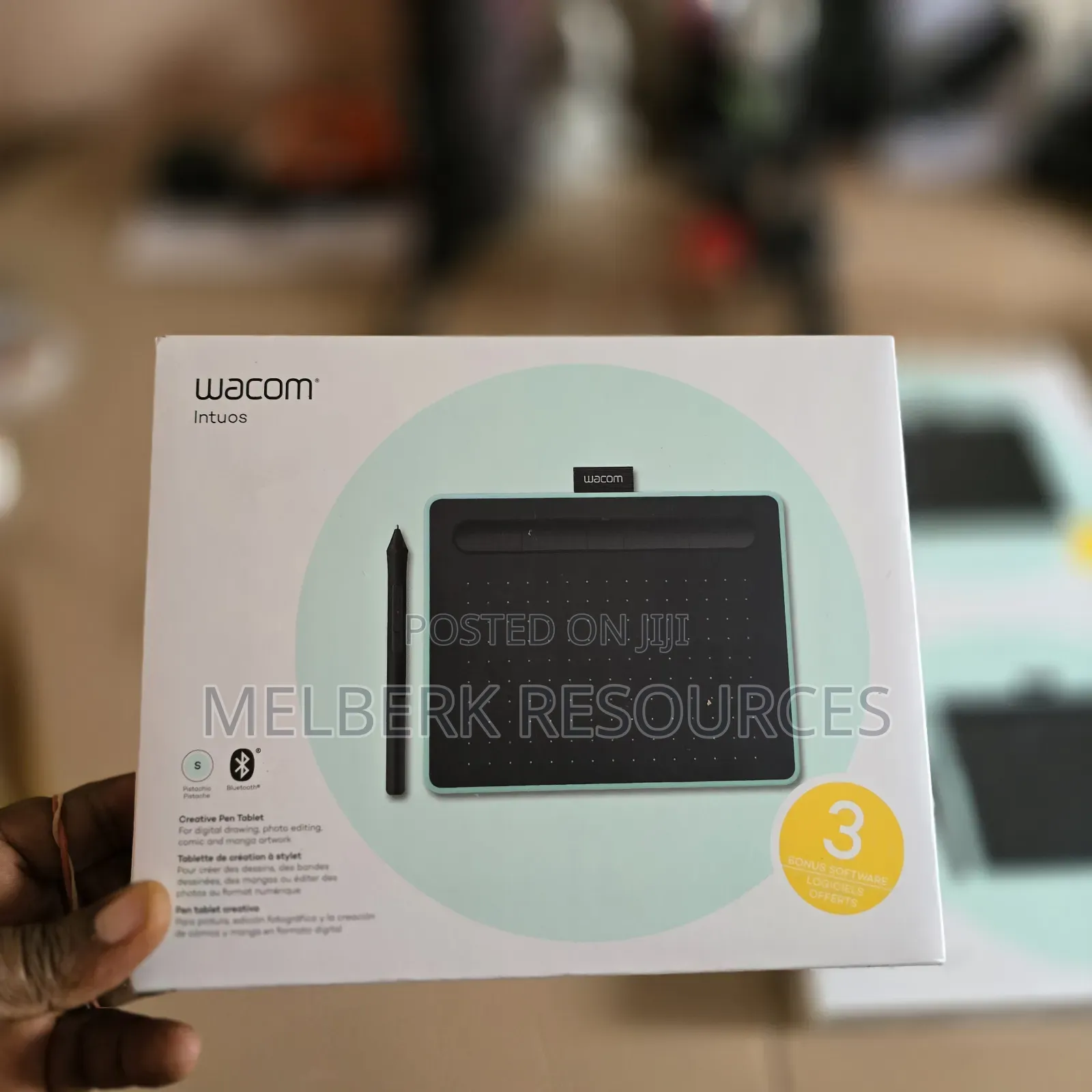 Wacom Intuos Small Bluetooth Graphics Drawing Tablet