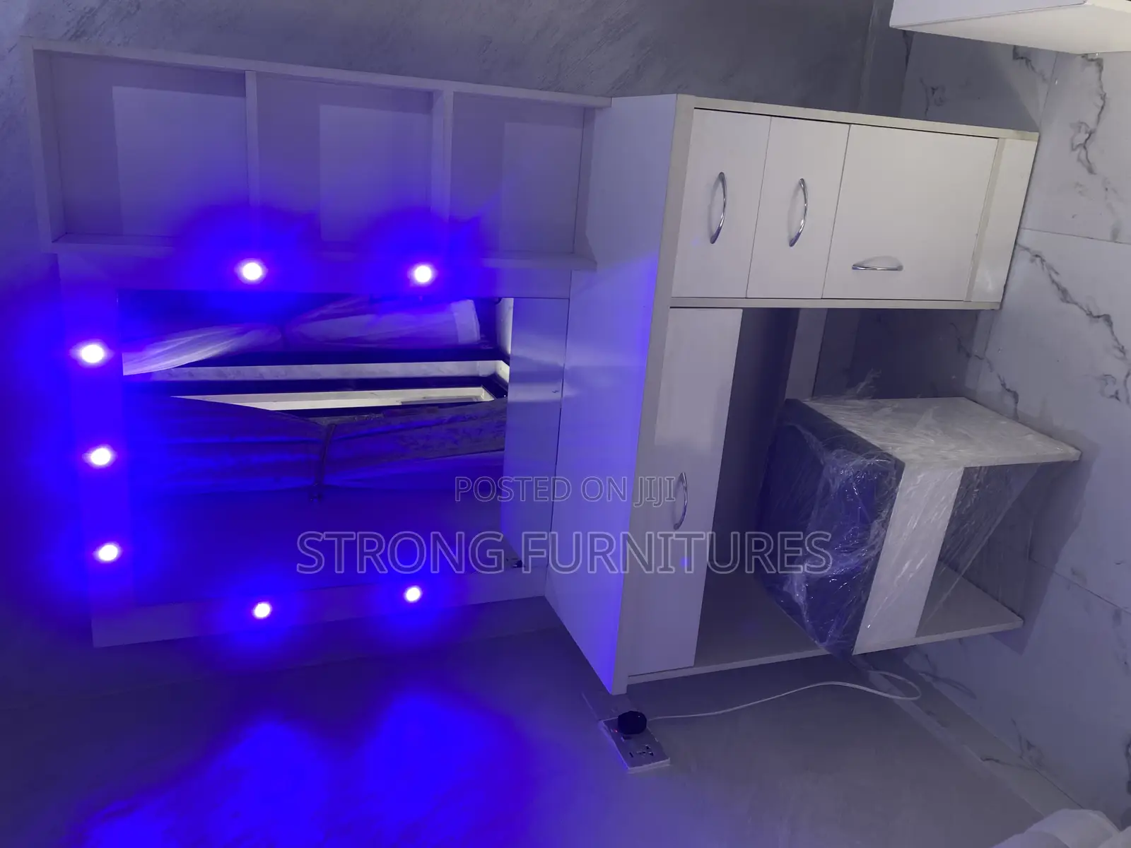 Dressing Table With Light and Stool