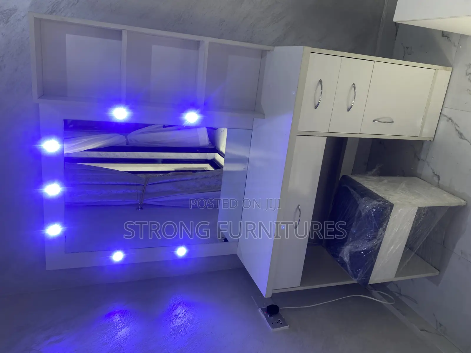 Dressing Table With Light and Stool