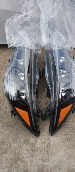Three Torchi Head Lamp For Toyota Camry 2015