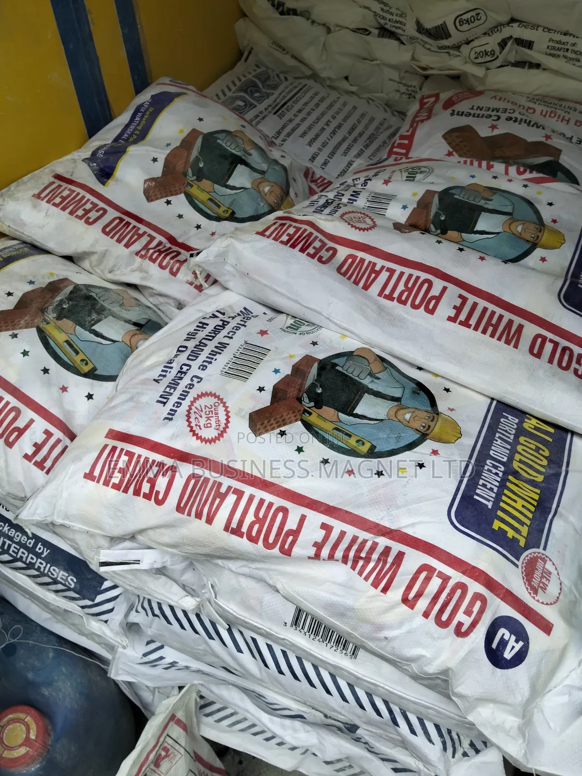 High Quality Gold White Cement 