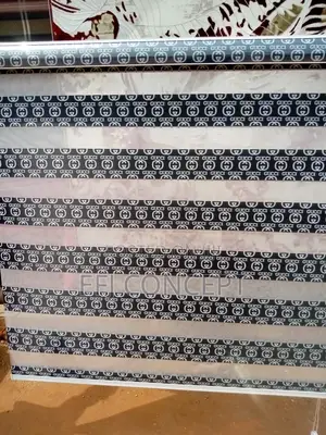 Day and Night Window Blind - Zigzag Pattern