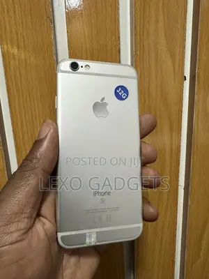 Apple iPhone 6s 32 GB Silver