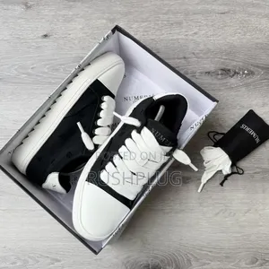 Numeris Atelier “Vintage Denim Black” Sneakers