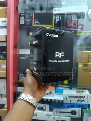 Canon Lens Rf 85mm F/2 on Brand New