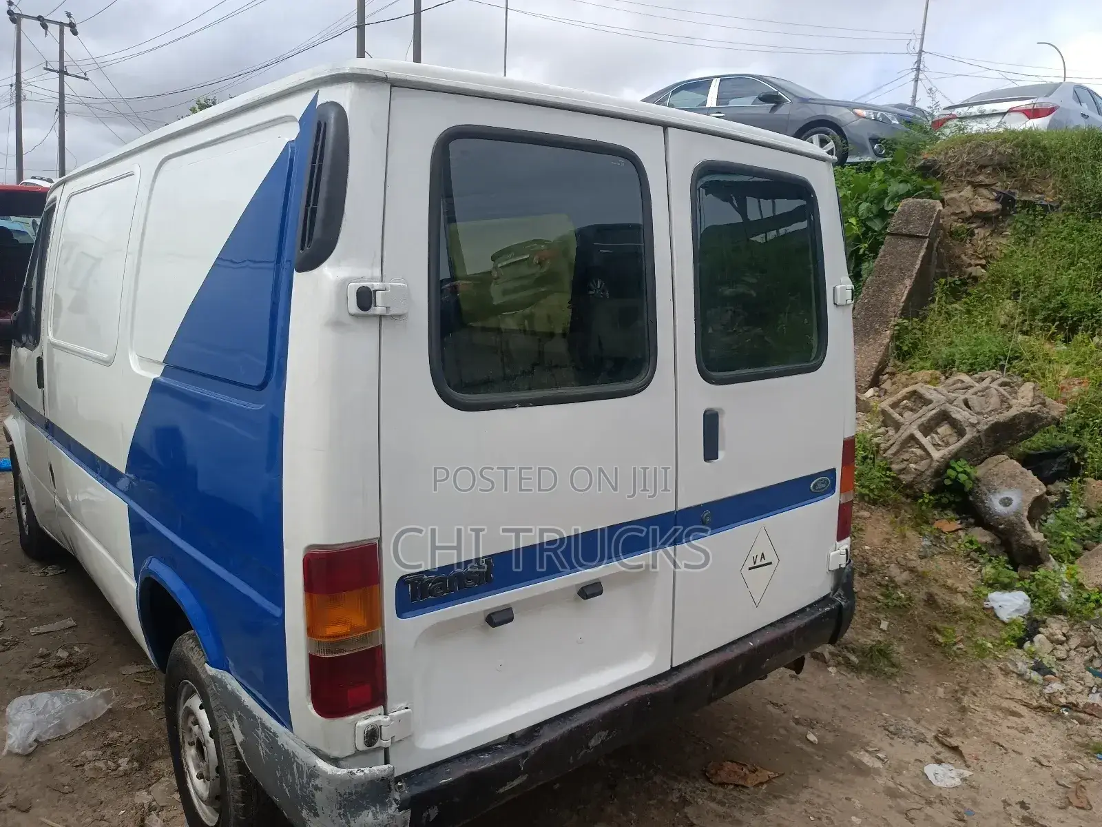 Ford Transit 2000 White