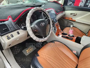 Toyota Venza AWD 2011 Silver
