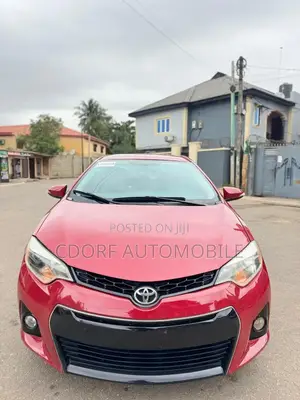 Toyota Corolla LE Eco Plus 4dr Sedan (1.8L 4cyl CVT) 2015 Red