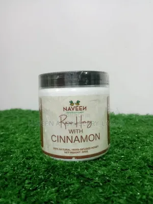 Raw Unrefined Honey With Cinnamon