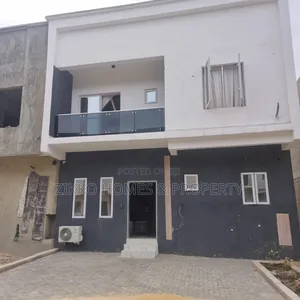 3bdrm Townhouse/Terrace in Abraham Adensaya, Lekki for sale