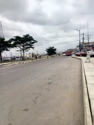 Four Unit of Three Bed Room Flats for Sale at Haruna Ikd
