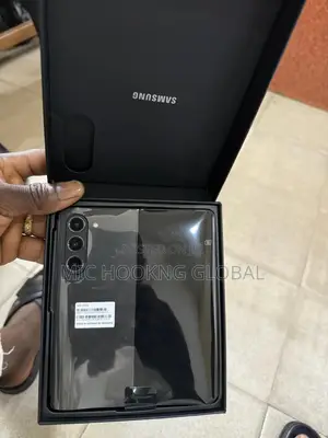 Samsung Galaxy Fold 5G 512 GB Gray