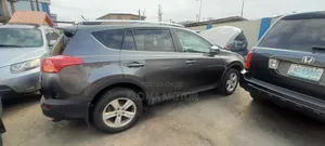 Toyota RAV4 XLE AWD (2.5L 4cyl 6A) 2013 Gray