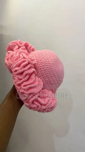 Ruffle Hat