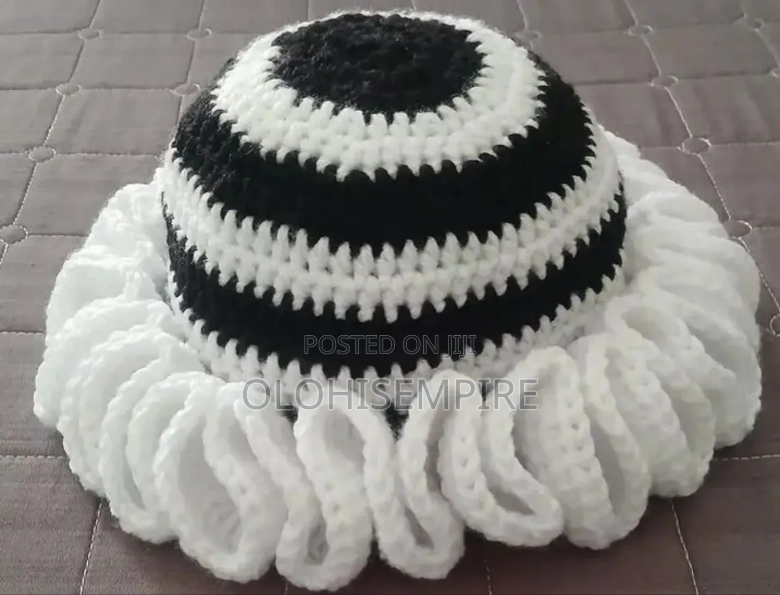 Ruffle Hat
