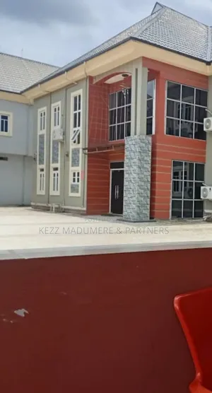 To Let / Lease : Functional 17 Rooms Hotel in Port Harcourt