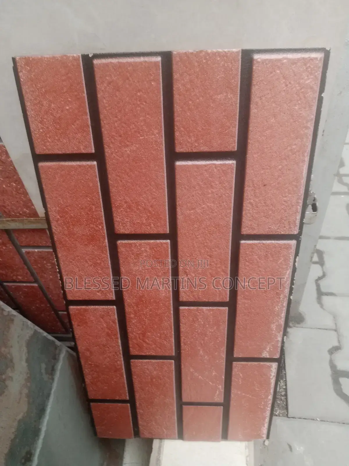 India Porcelain Inside/Outside Wall
