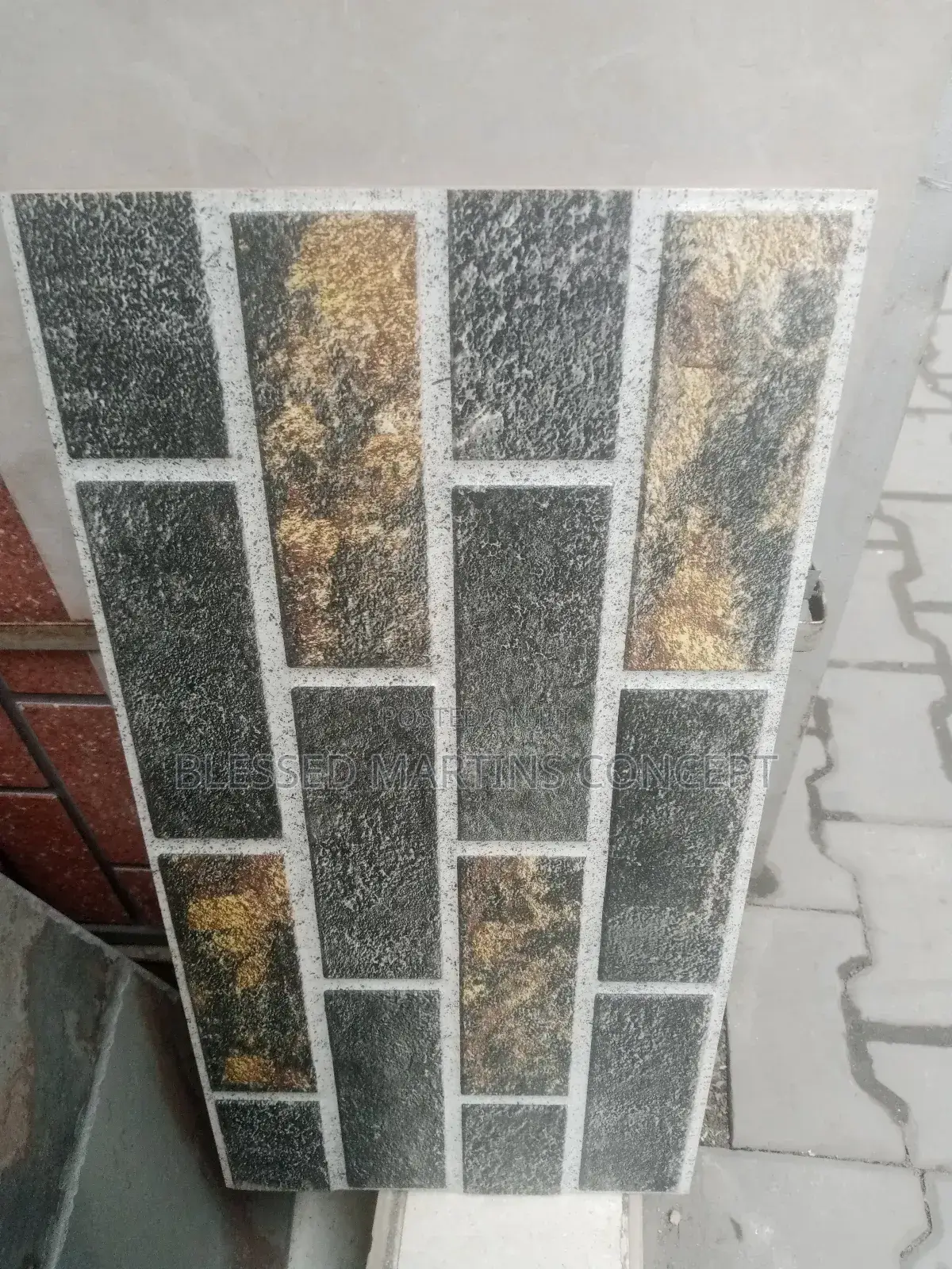 India Porcelain Inside/Outside Wall