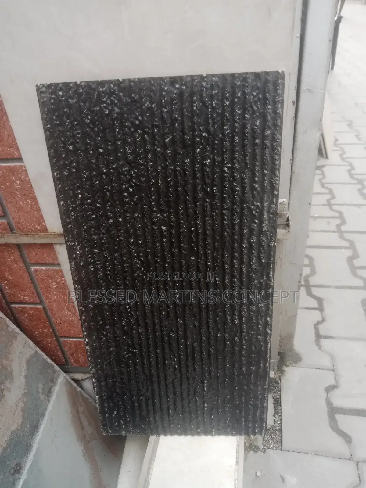India Porcelain Inside/Outside Wall