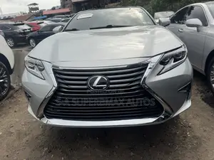 Lexus ES 2016 Silver