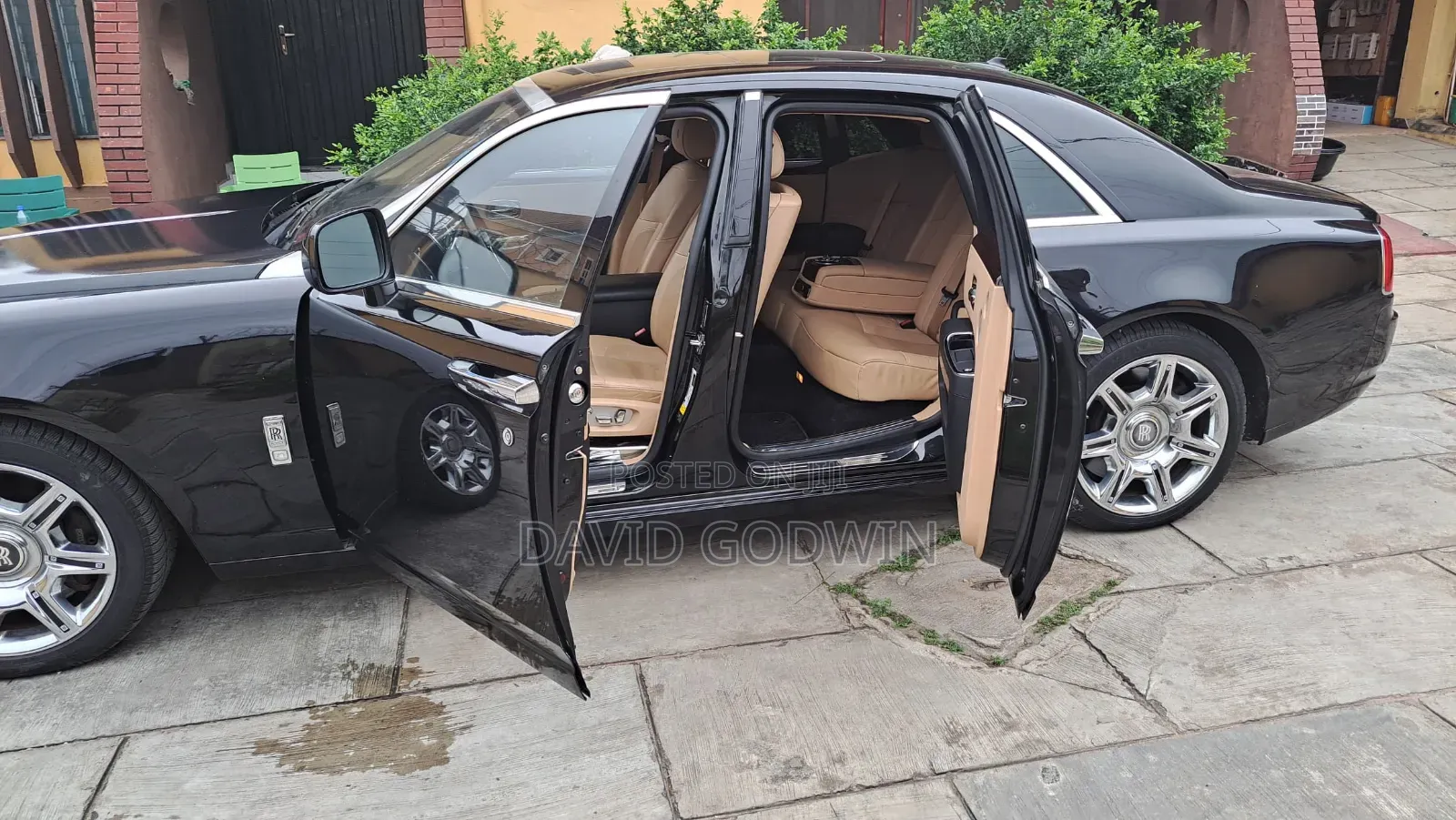 Rolls-Royce Ghost 2012 Black