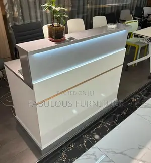 Standard Executive Receptionist Desk