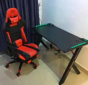 Standard Gaming Chair and Table Available as Seen