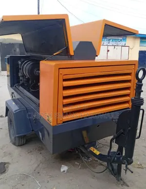 Atlas Copco XRHS 800 Portable Air Compressor.