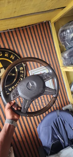 Ml350 2013 Complete Steering Wheel With Formica